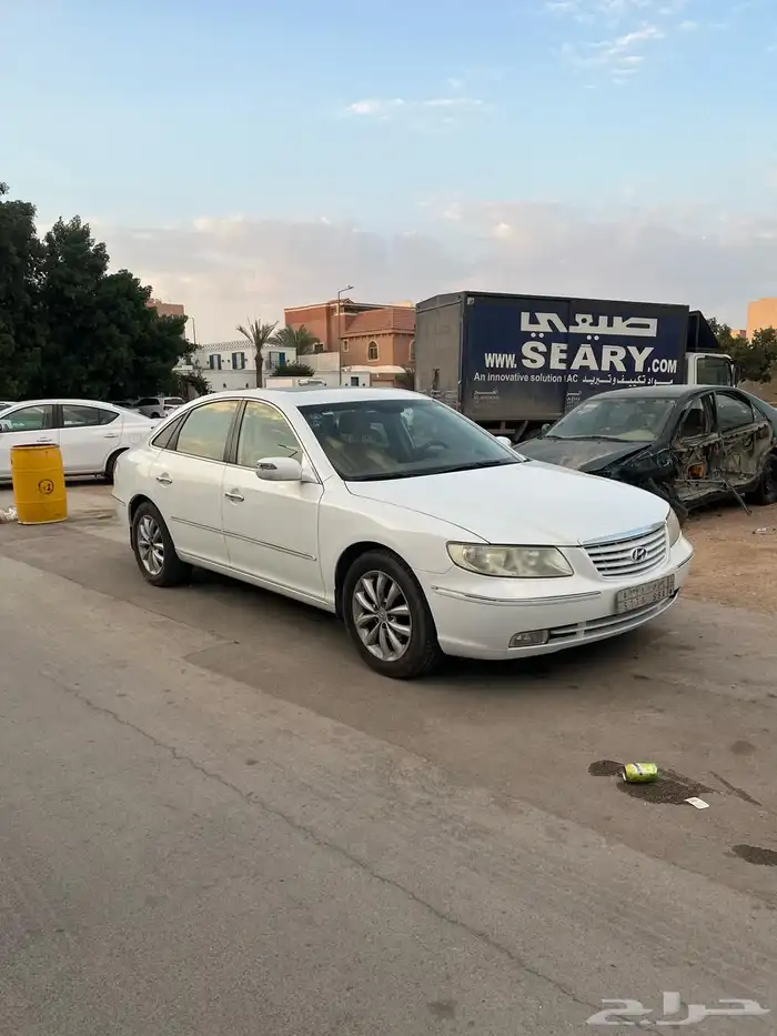ازيرا 2008 1