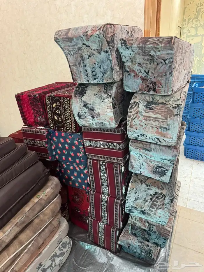 جلسات تراثية و مساند و مراكي مستعملة للبيع الخرج 7