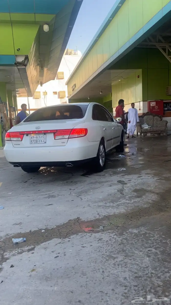 ازيرا للبيع 2010 نظيفه 18