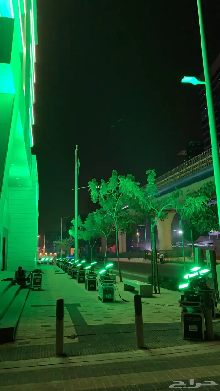 تاجير شاشات واضائات وسستم صوت وخشب 95