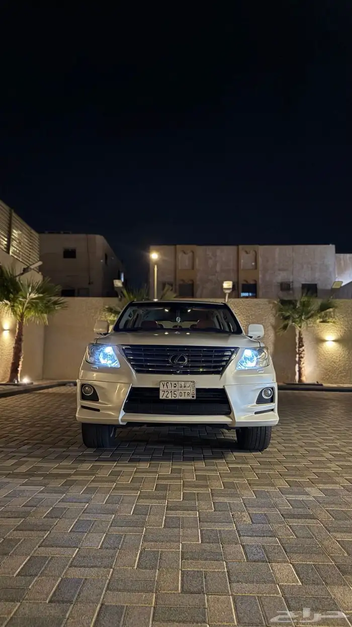 LX570 2011 2