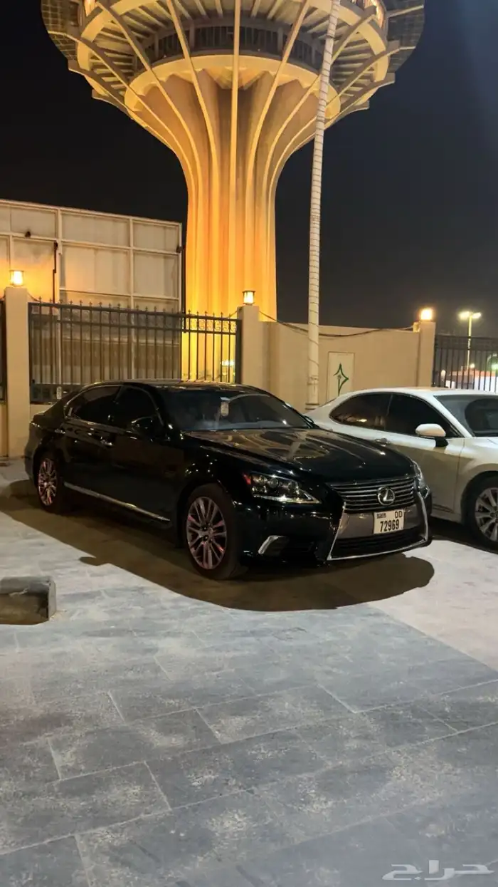 لكزس 460 لارج لوحات اماراتية للبيع 0
