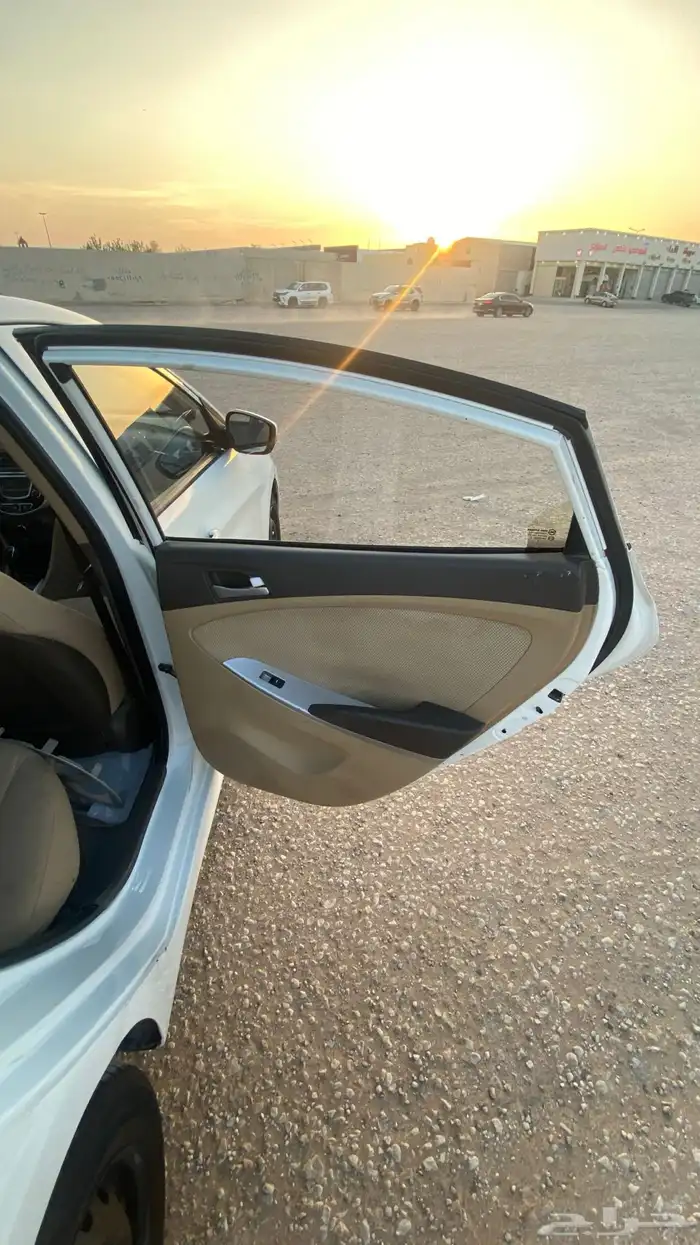 اكسنت مستعجل بالبيع 2015 19