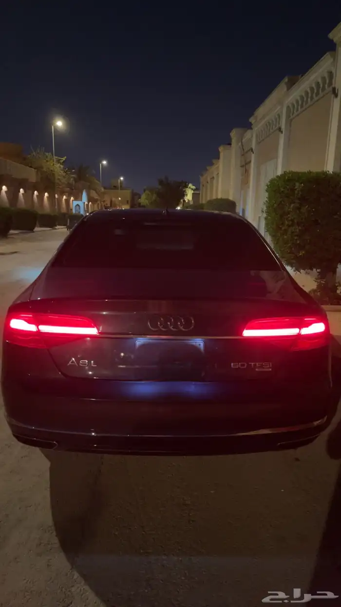 اودي 2015 A8 مصدوم صدمة خفيفة 6