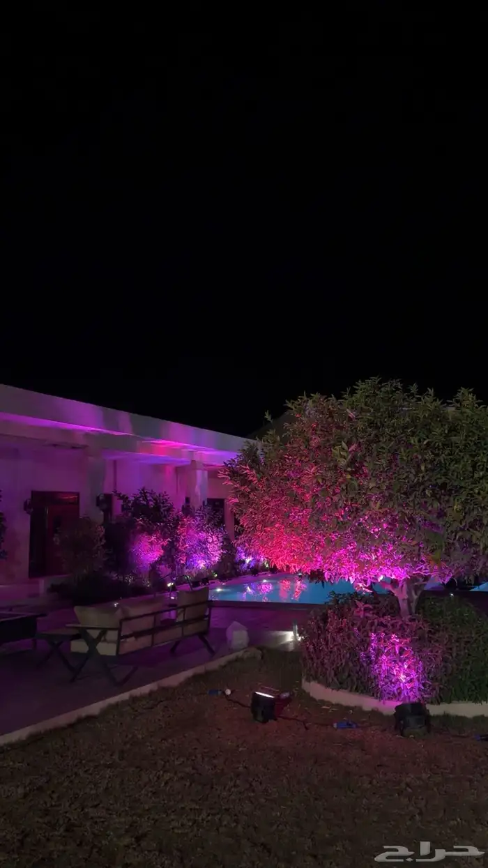 تاجير شاشات واضائات وسستم صوت وخشب 50