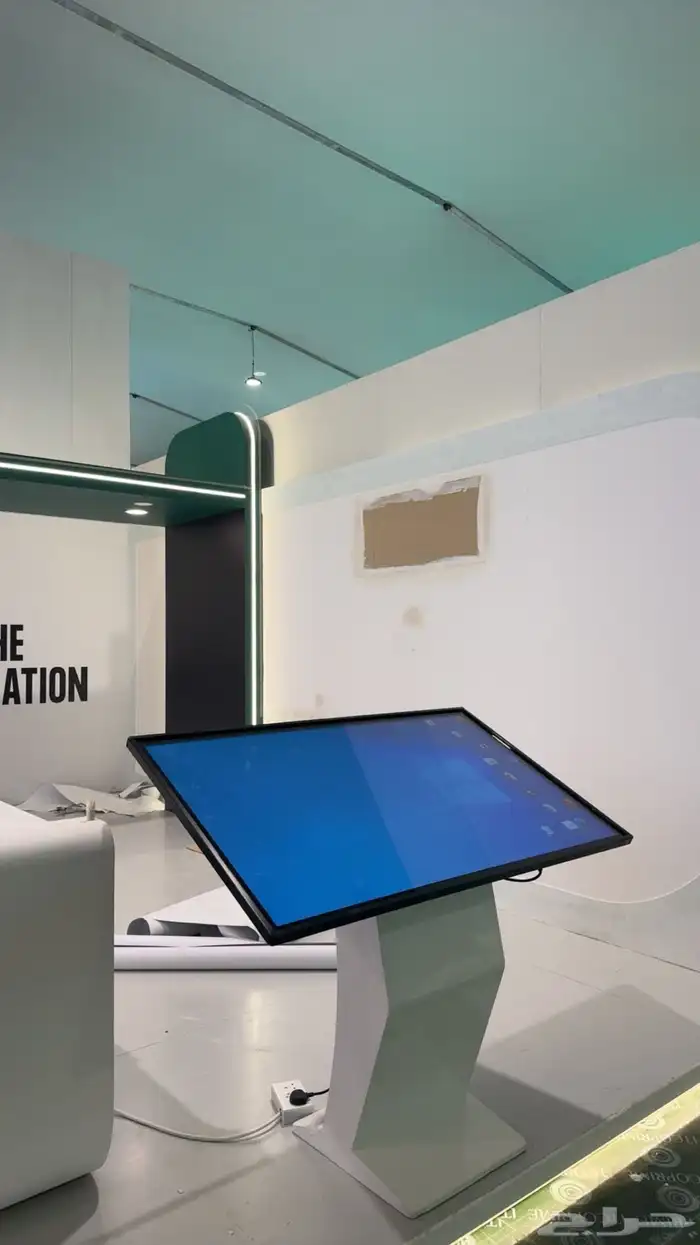 تاجير شاشات واضائات وسستم صوت وخشب 39