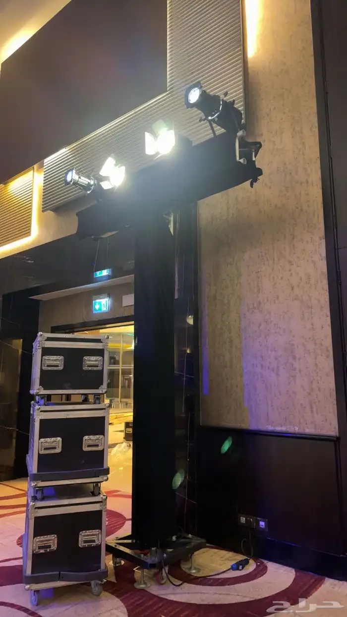 تاجير شاشات واضائات وسستم صوت وخشب 38