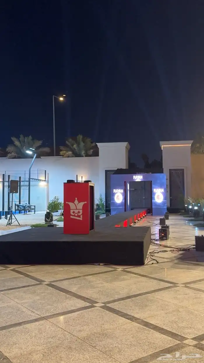 تاجير شاشات واضائات وسستم صوت وخشب 28