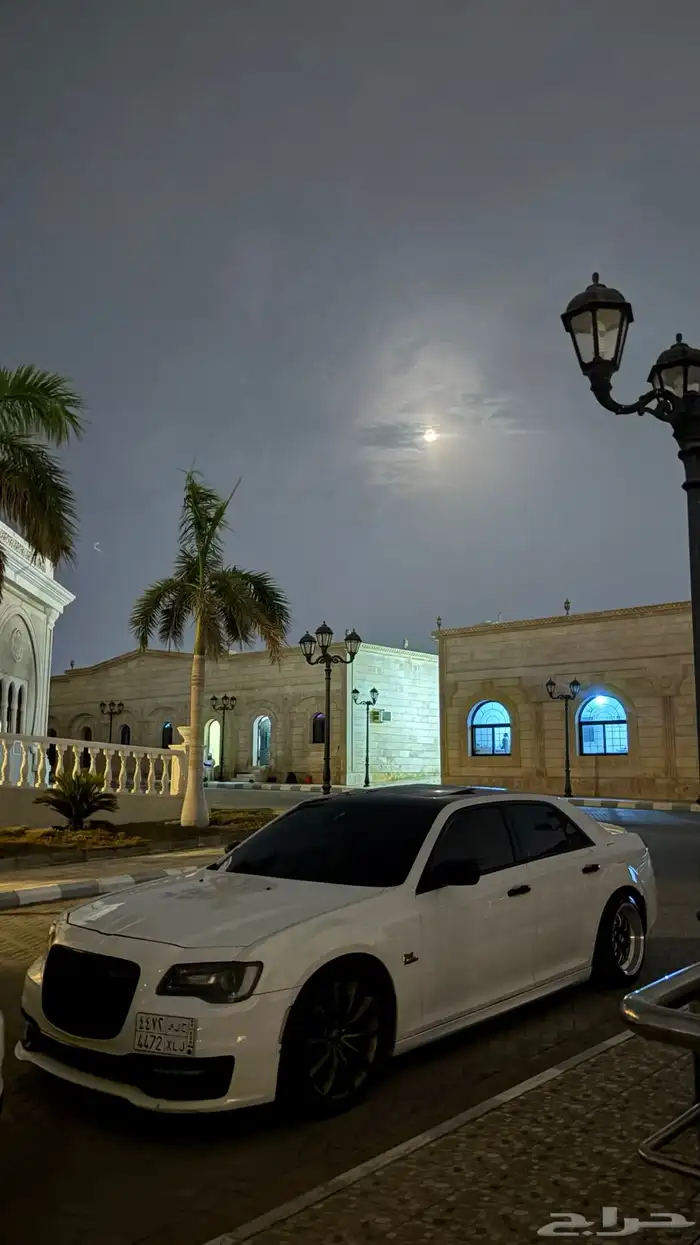 كرايسلر c300 محولة اس ار تي داخلي وخارجي 6