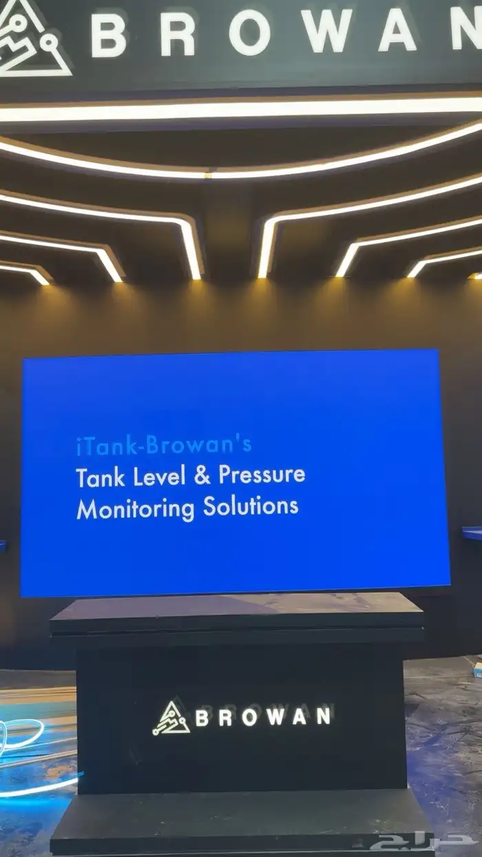 تاجير شاشات واضائات وسستم صوت وخشب 44