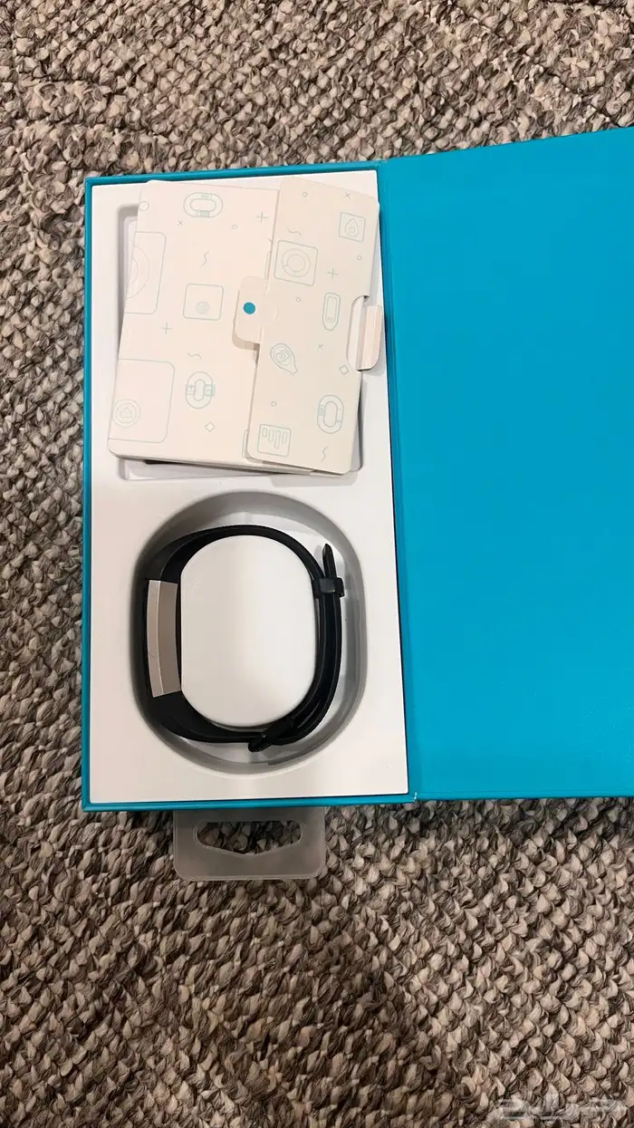Fitbit Alta HR Fitness Band Smartphone سوار اللياقة البدنية 4