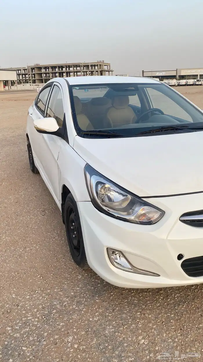 اكسنت مستعجل بالبيع 2015 2