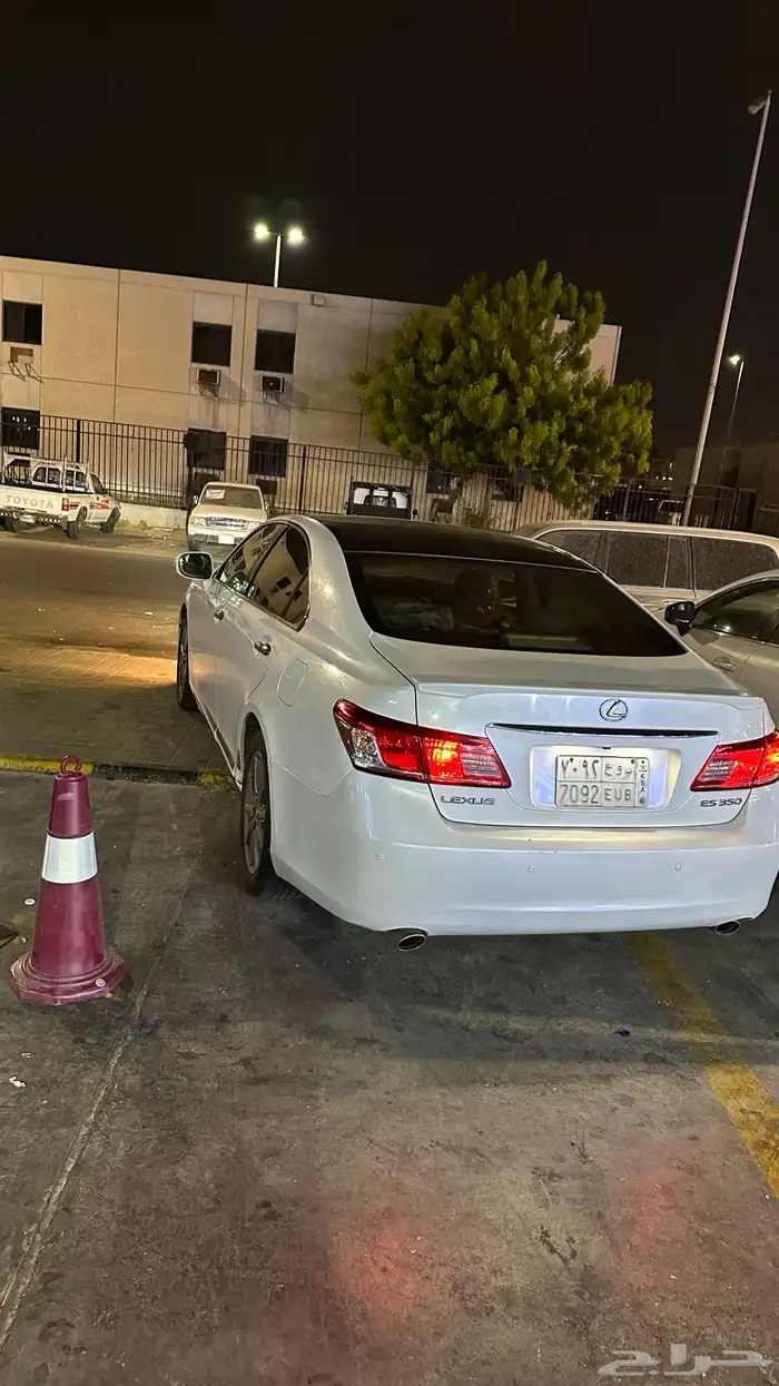 لكزز اي إس 350 5