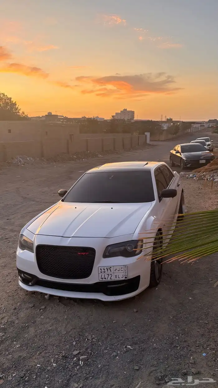 كرايسلر c300 محولة اس ار تي داخلي وخارجي 8