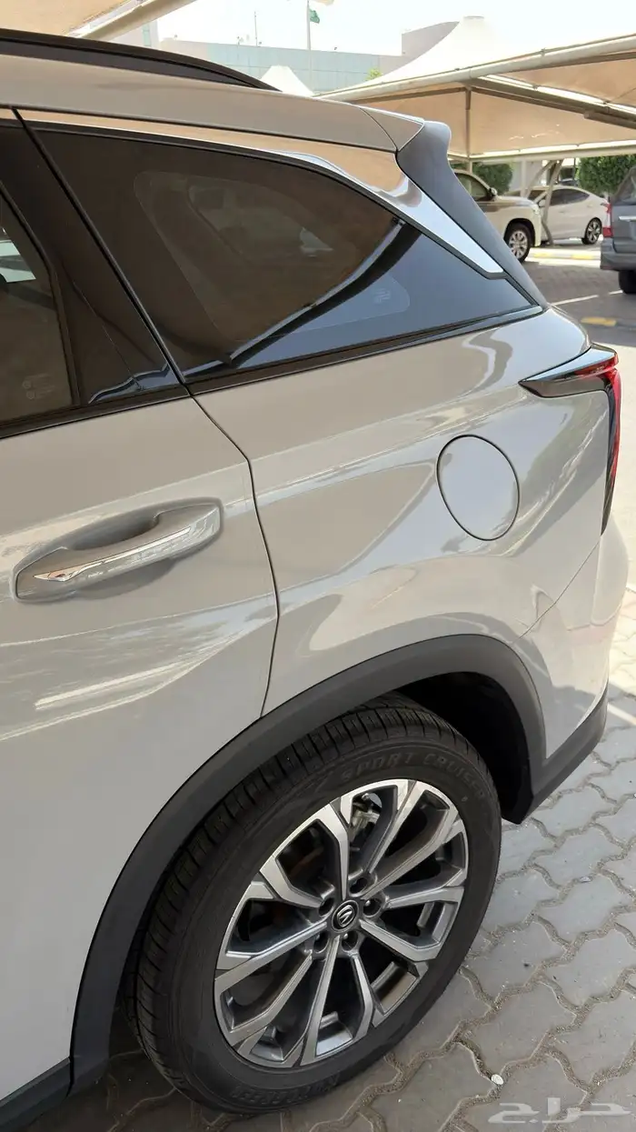 للبيع جيب شانجان CS75 بلس 2023 لون اسمنتي 11
