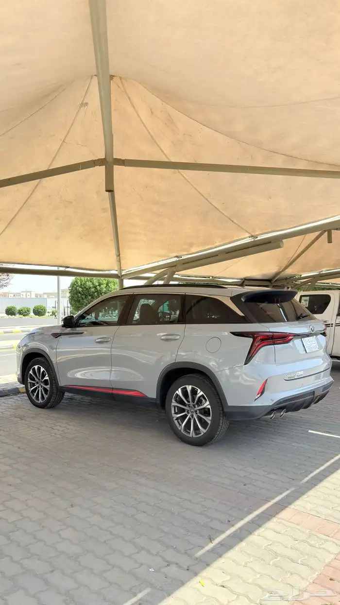 للبيع جيب شانجان CS75 بلس 2023 لون اسمنتي 7