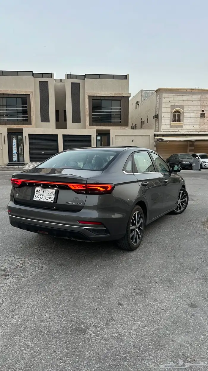 جيلي امجراند 7 2023 8