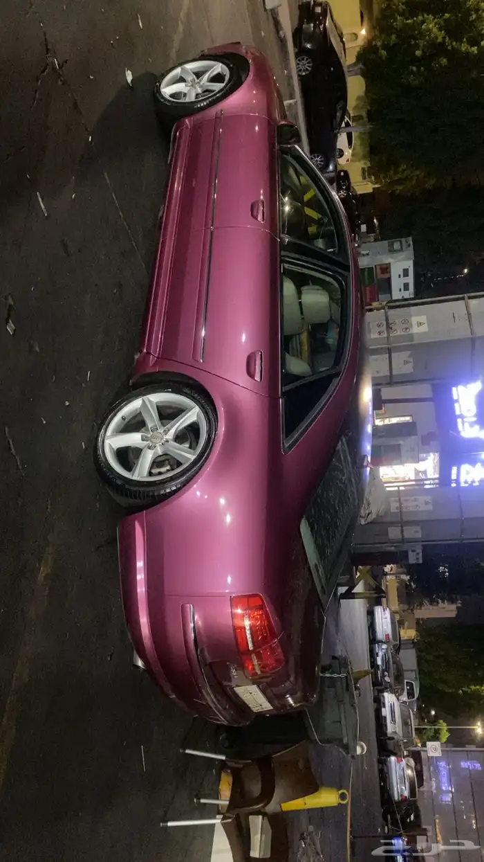 اودي A8 1