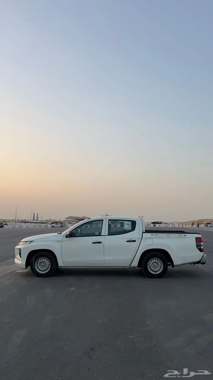 وانيت L200 مستوبيشي 2023 ديزل 4