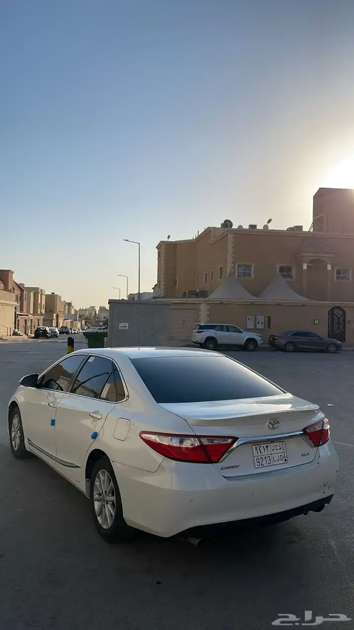 للبيع كامري 2017 GLI 10