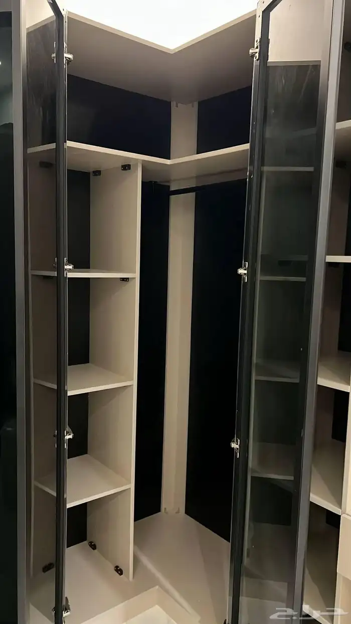 دواليب خزائن ملابس غرفة النوم تفصيل على حسب الطلب 9