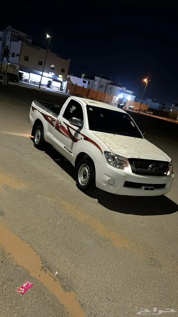 هايلكلس نضيفه للبيع 3