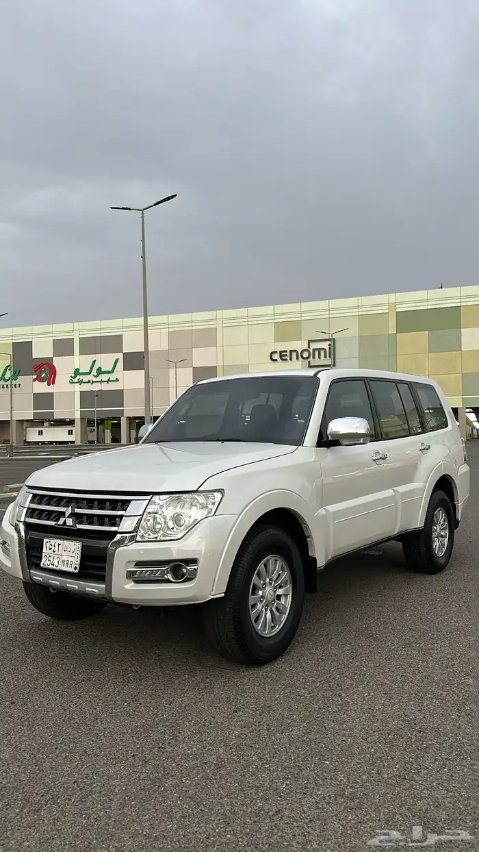 ميتسوبيشي باجيرو نص فل 2016 3