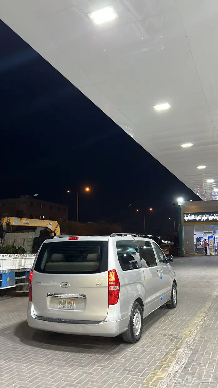 فان هونداي H1 نظيف 4