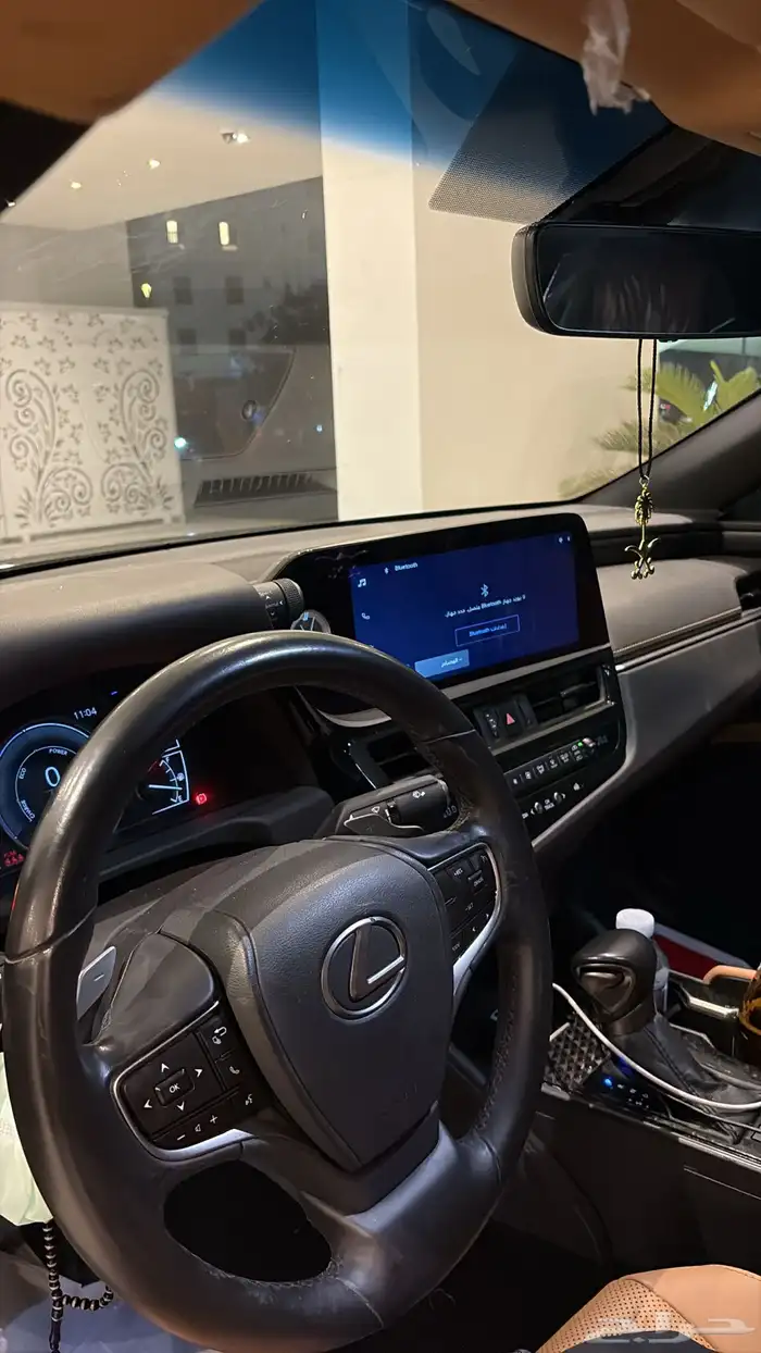 لكزس ES 300h BH 2024 قير اوتماتيك هايبرد 4