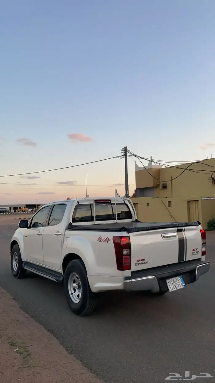 ديماكس للبيع ممشاه 270 الف قير عادي الممشى قابل للزياده البس 0