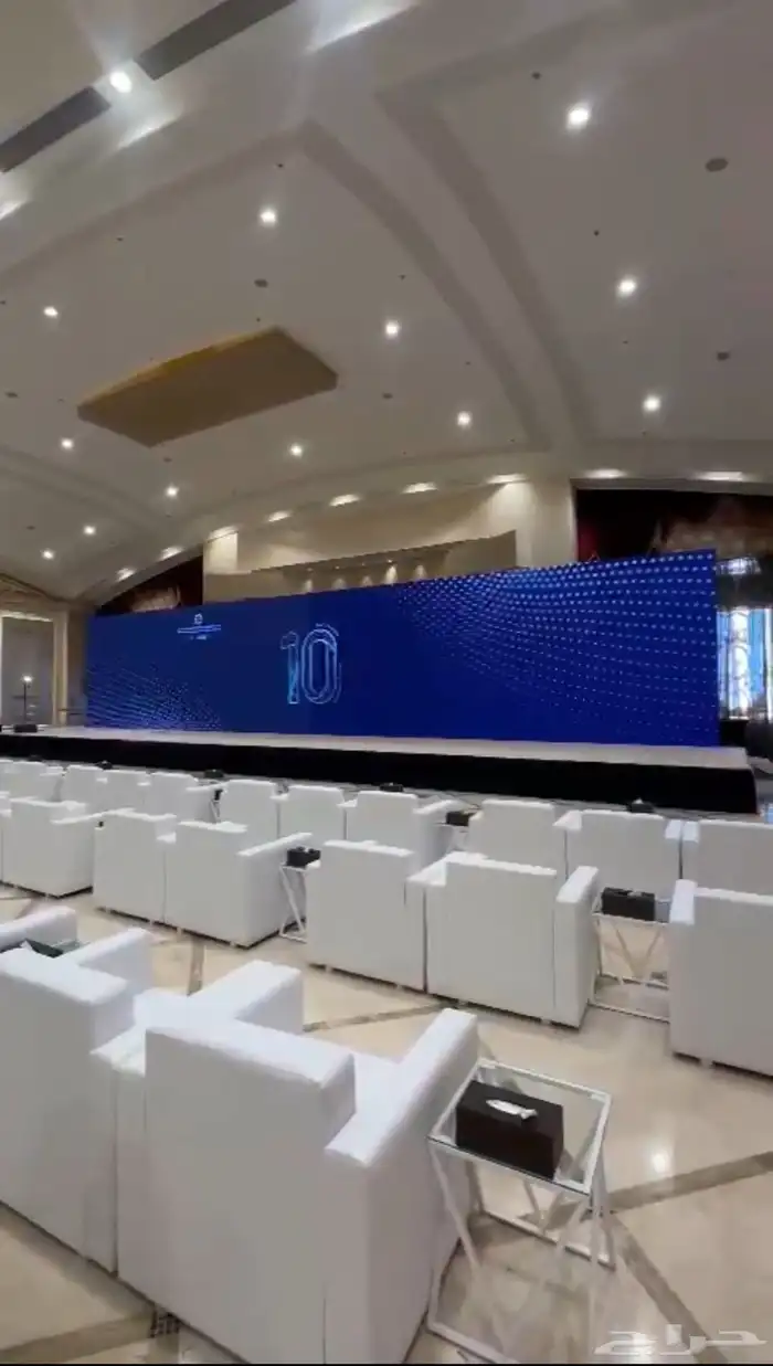 تاجير شاشات واضائات وسستم صوت وخشب 52