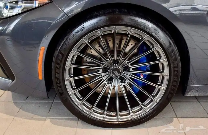 للبيع BMW - M8 - competition موديل 2021 وارد كندا 1