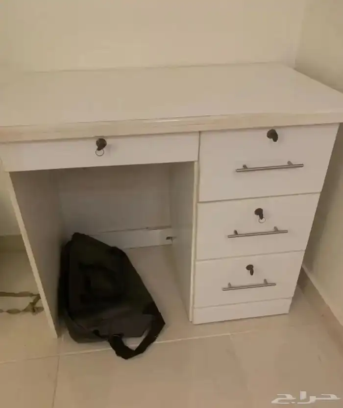 مكتب نظيف 0