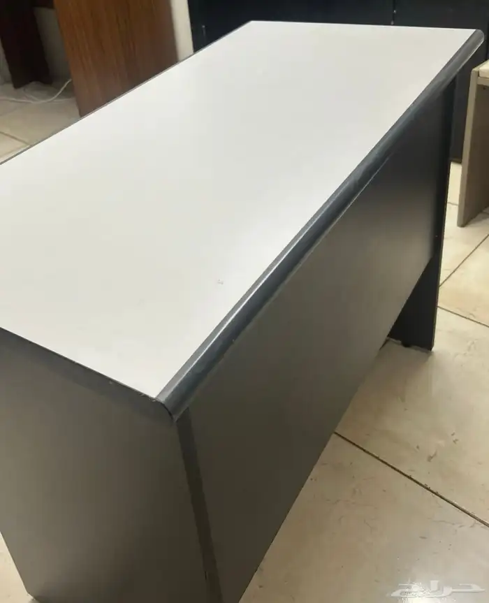 طاوله مكتبيه 3