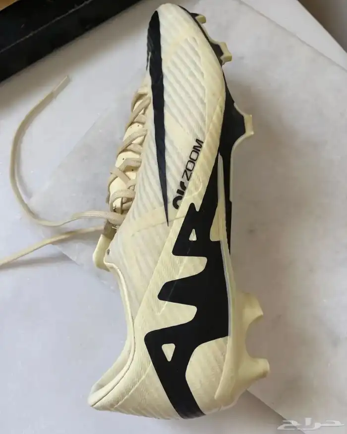 بوت نايك اصلي للبيع 4