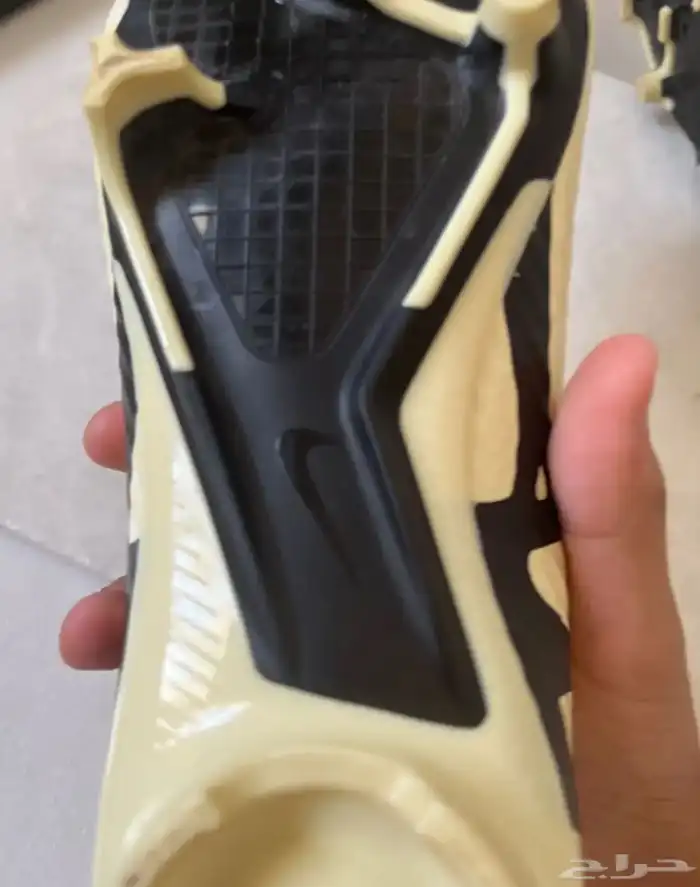 بوت نايك اصلي للبيع 3