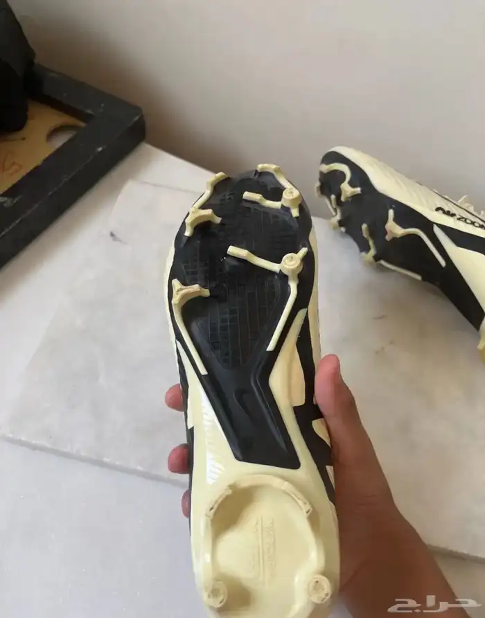 بوت نايك اصلي للبيع 2