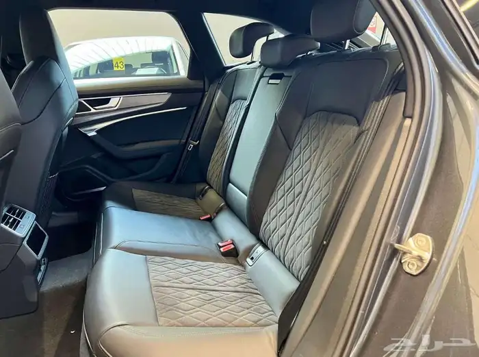 Audi RS6 Avant 2022 4