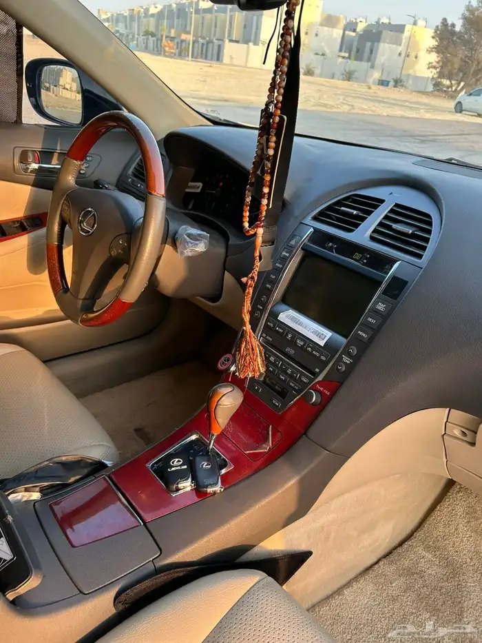 لكزس ES350 2008 أسود 8