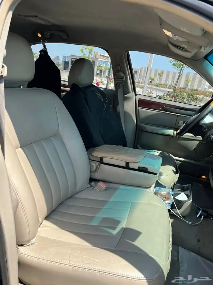 لينكون تاون كار (Executive L) 2003 8