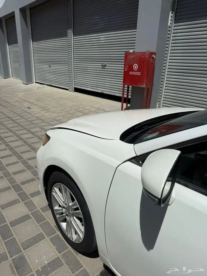 للبيع لكزس ES350 موديل 2013 CC 8
