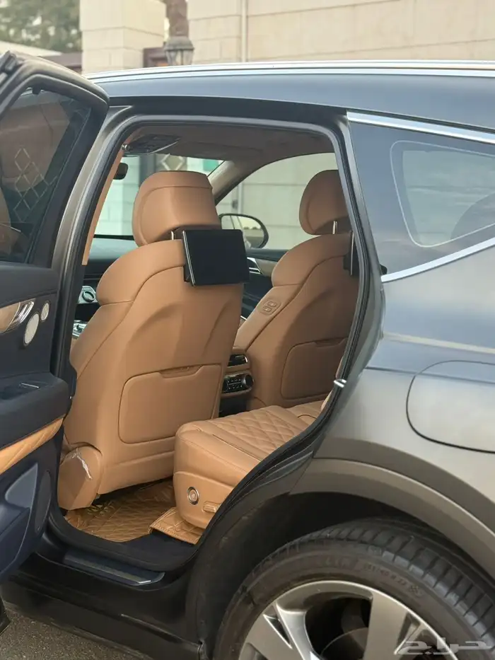 جينسس GV-80 2024 رويال اعلى فئة - شبه الجديد 11