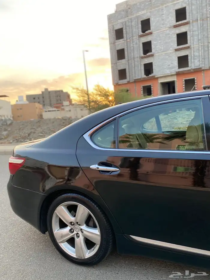 لكزس LS 460 2008 فل كامل 36