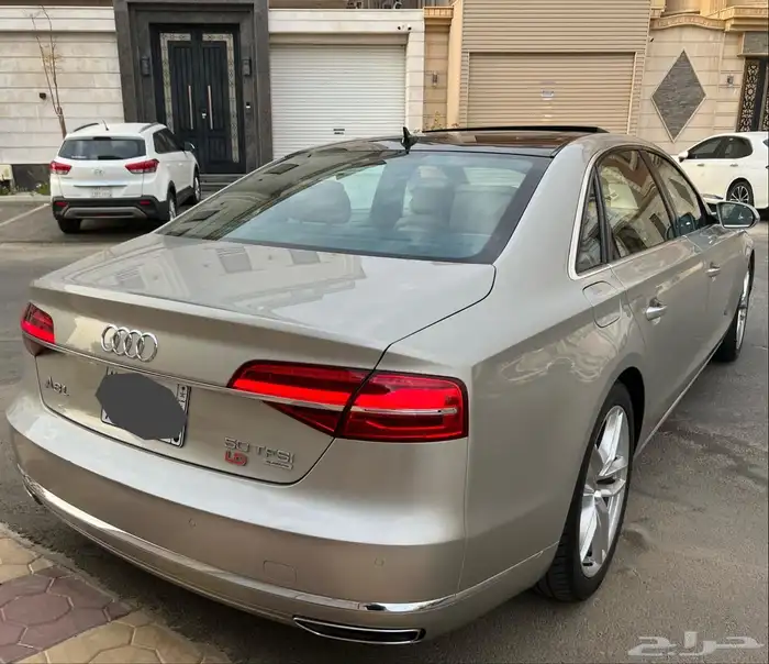 اودي A8 للبيع 4