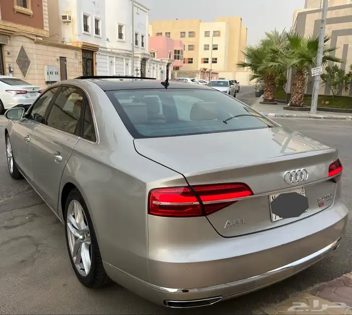 اودي A8 للبيع 3