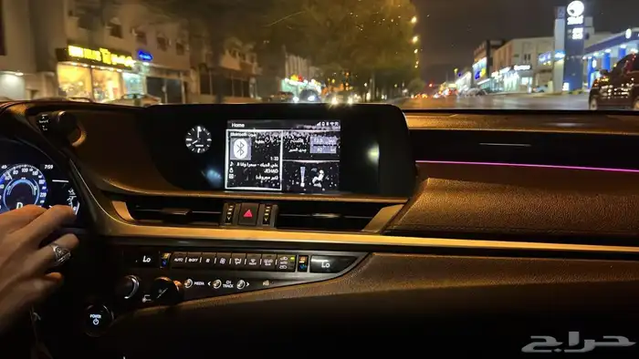 لكزس 300h 10