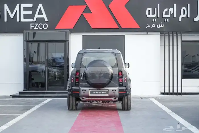 2025 ديفندير HSE X-Dynamic P400 V6 ضمان خمس سنوات جديد 3