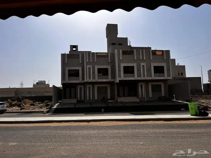 عماره للبيع في مخطط ولي العهد 8 في مكة المكرمة 1