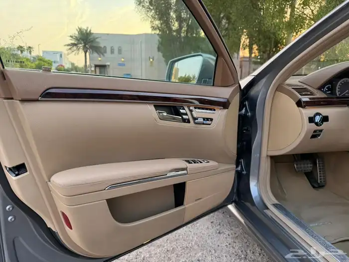 مرسيدس ( S350 ) الموديل 2010 ممشى قليل نظيفه 42