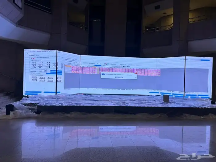 تاجير شاشات واضائات وسستم صوت وخشب 90